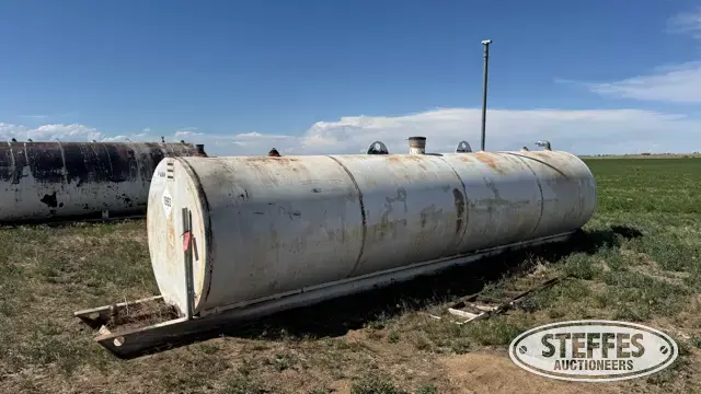 4,000 Gal. fuel tank
