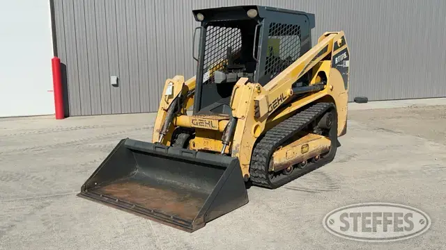 2013 Gehl RT175