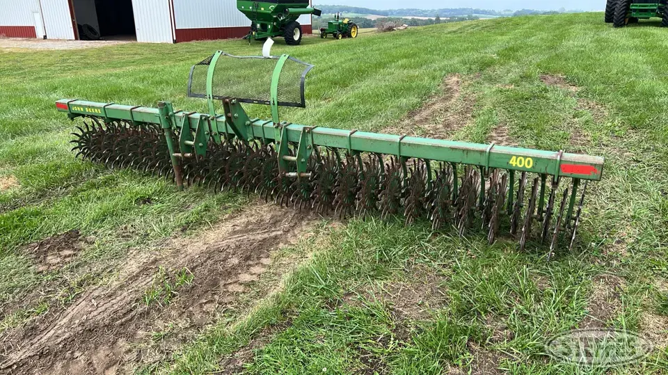 John Deere 400 Rotary Hoe