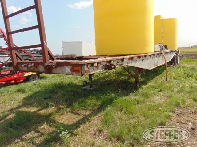1980 Utility hay hauler semi trailer