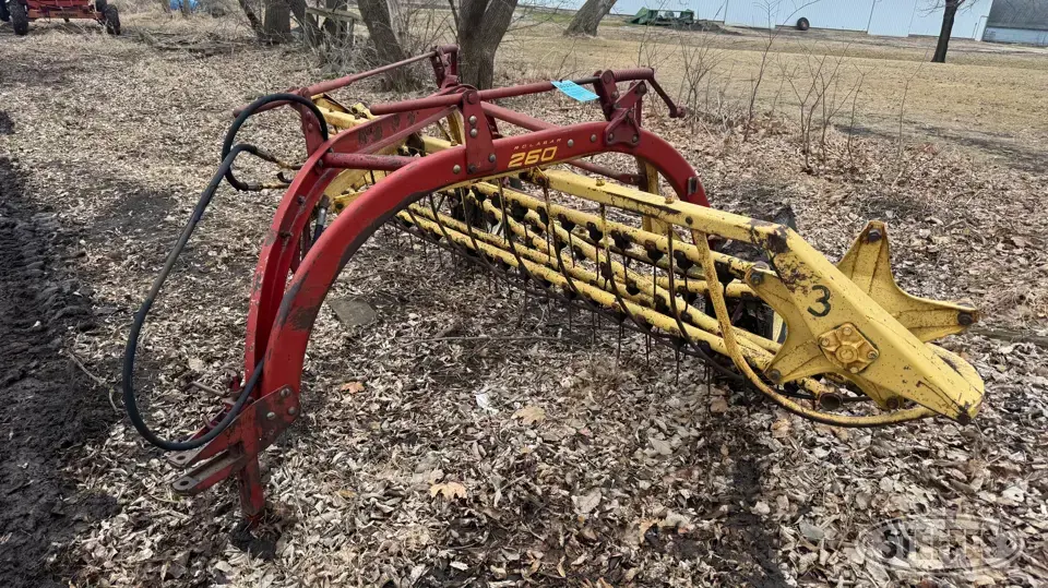 New Holland 260 Rolabar Rake