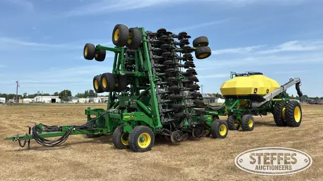 2018 John Deere 1890