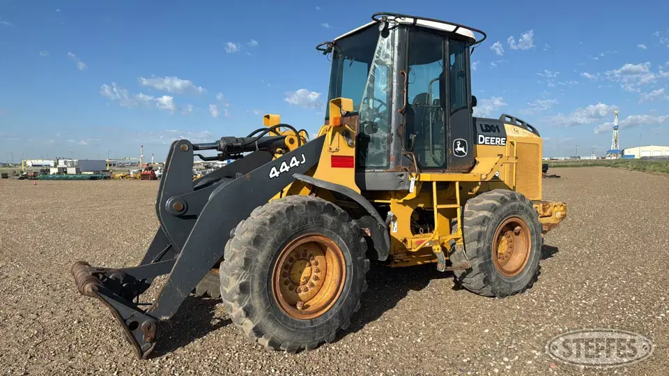 2004 Deere 444J Wheel Loader