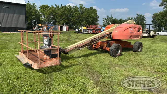 2008 JLG 400S