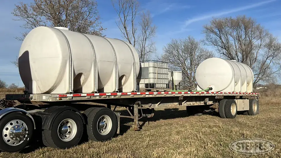 2001 Wilson CF900 Flatbed Trailer