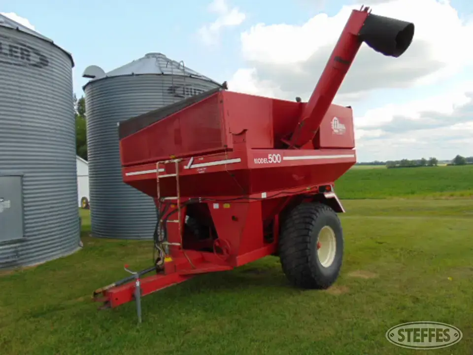 E-Z Trail 500 Grain Cart