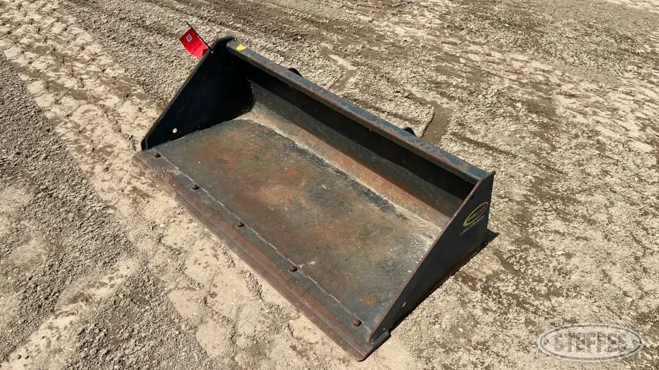Quick Attach Skid Steer Bucket