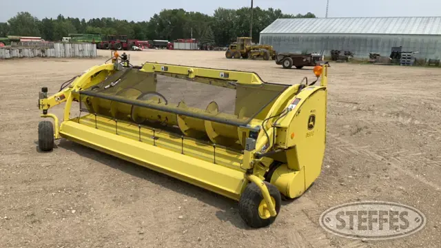 John Deere 640C