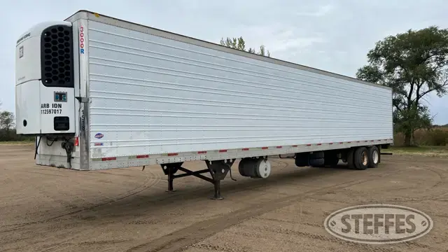 2005 Utility 3000R