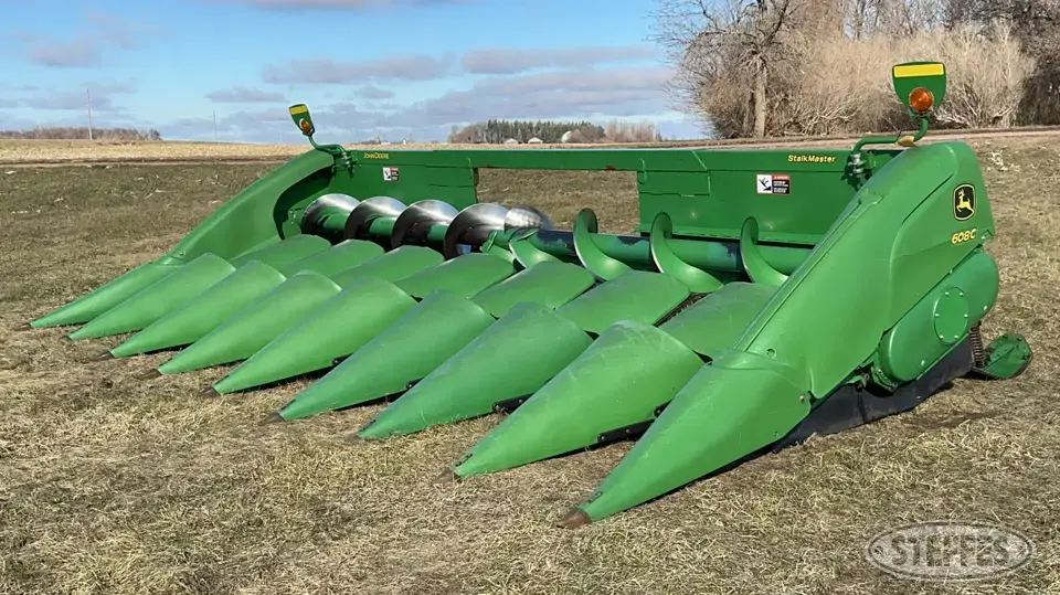 2009 John Deere 608C StalkMaster Corn Head