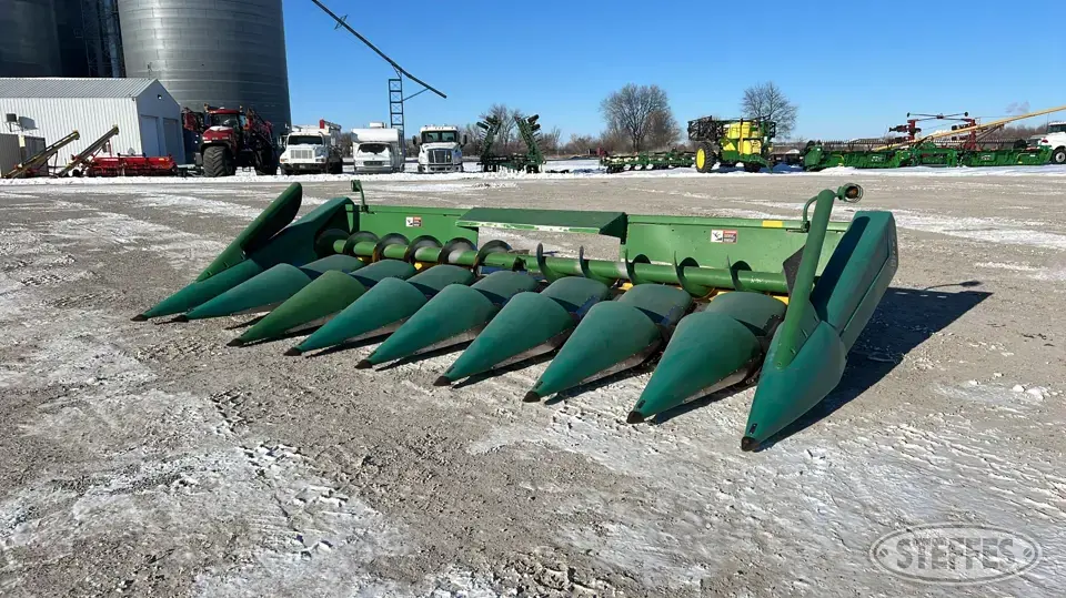1995 John Deere 893 Corn Head
