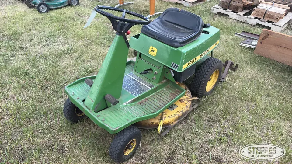 1974 John Deere 56 Lawn Tractor