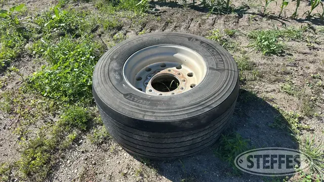 Michelin 455/55R22.5 tire