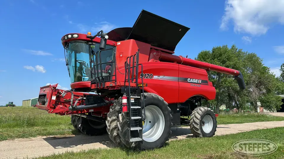 2011 Case IH 9120 Combine