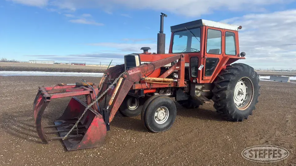 1975 Massey Ferguson 1105 2WD Tractor