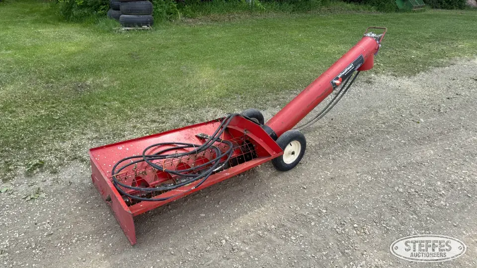 Wheatheart jump auger Transfer-Jump Augers and Conveyor