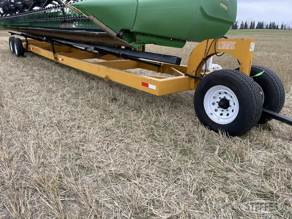 Industrias America 836R Header Trailer