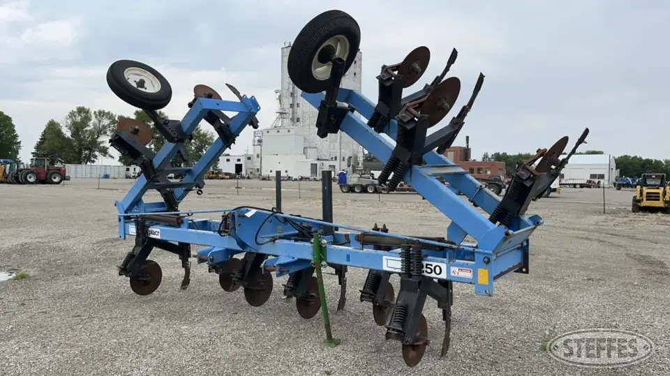 DMI Nutriplac'r NH3 Applicator