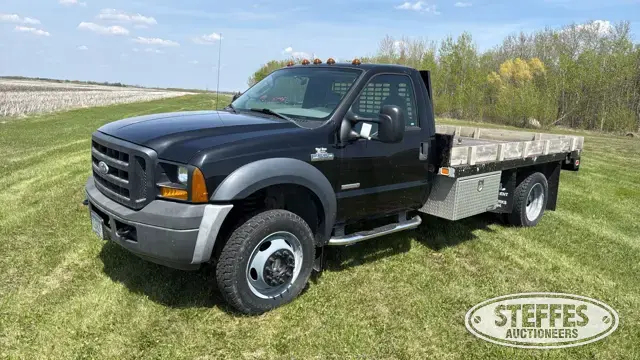 2007 Ford Super Duty F-550 XL