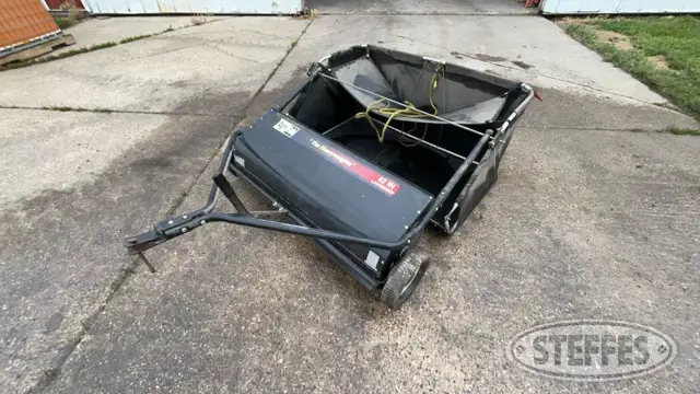 Agri-Fab Lawnsweep