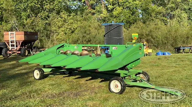 2003 John Deere 693