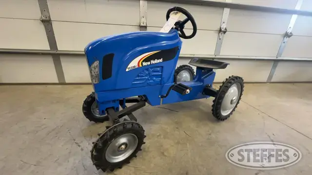 2006 New Holland TC33DA