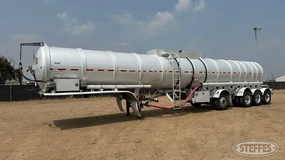 2016 Heil Tank Trailer