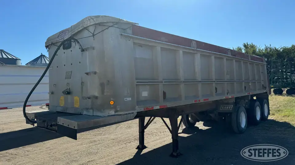 1988 East End Dump Trailer