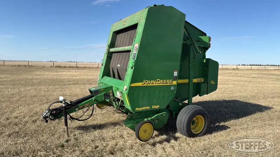 2005 John Deere 567 Silage Round Baler