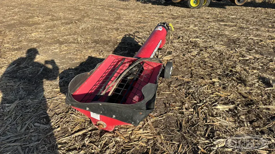 Wheatheart Transfer-Jump Augers and Conveyor
