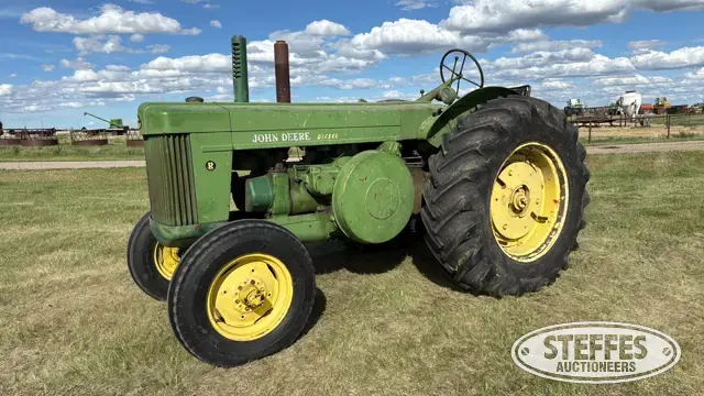 1952 John Deere R