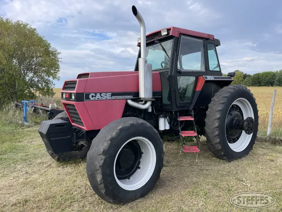 1988 Case IH 3594 MFWD Tractor
