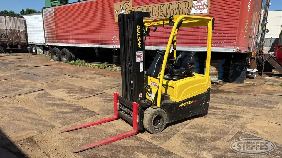 Hyster J40XNT Warehouse Forklift