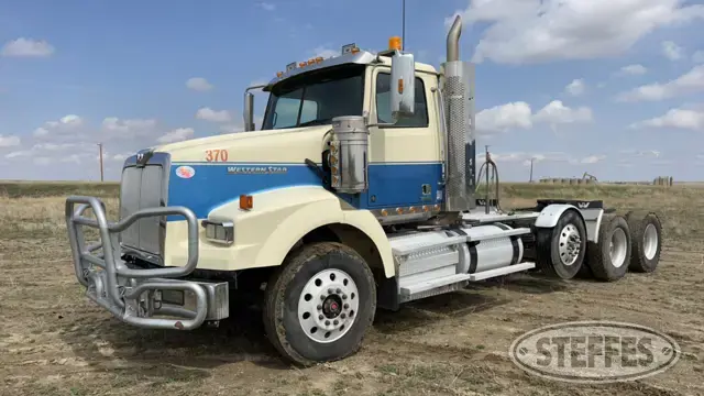 2020 Western Star W4900SB