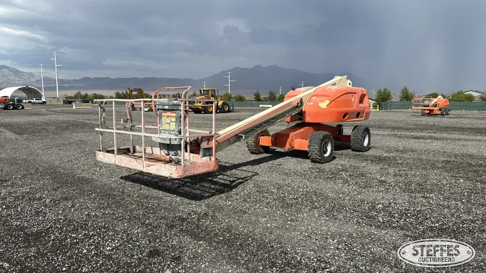 2005 JLG 400S Boom Lift