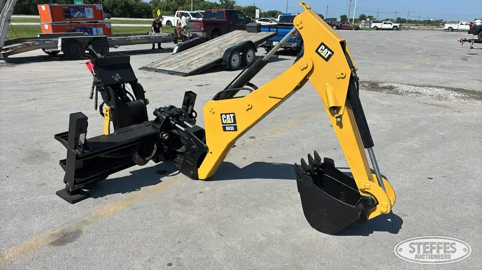 2001 CAT BH30 Skid Steer Backhoe