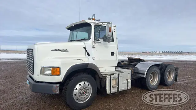 1993 Ford L9000 AeroMax