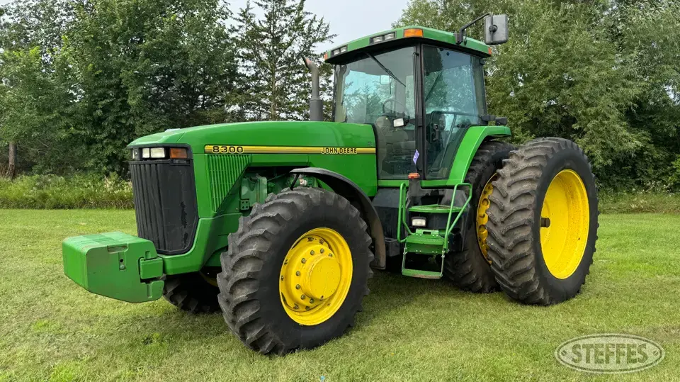 1995 John Deere 8300 MFWD Tractor