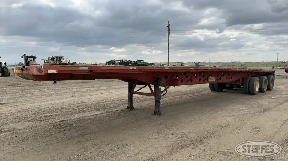 2000 Transcraft Flatbed Trailer