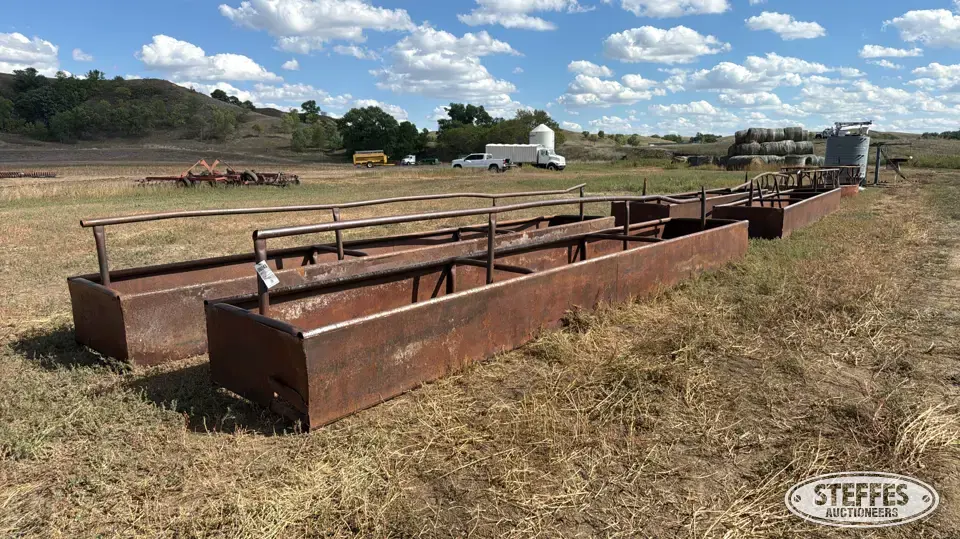(4) Feed bunks Feeders and Bunk
