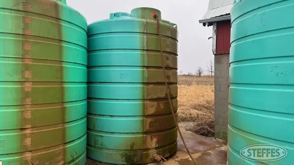 2012 Enduraplas Liquid Fertilizer Tank