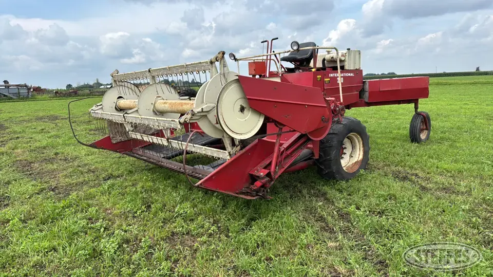 International 230 Self-Propelled Swather
