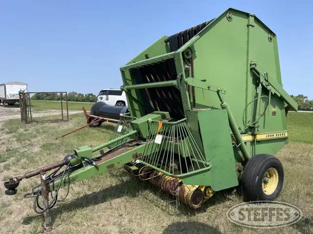 1979 John Deere 510