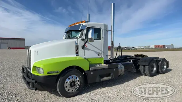 2005 Kenworth T600