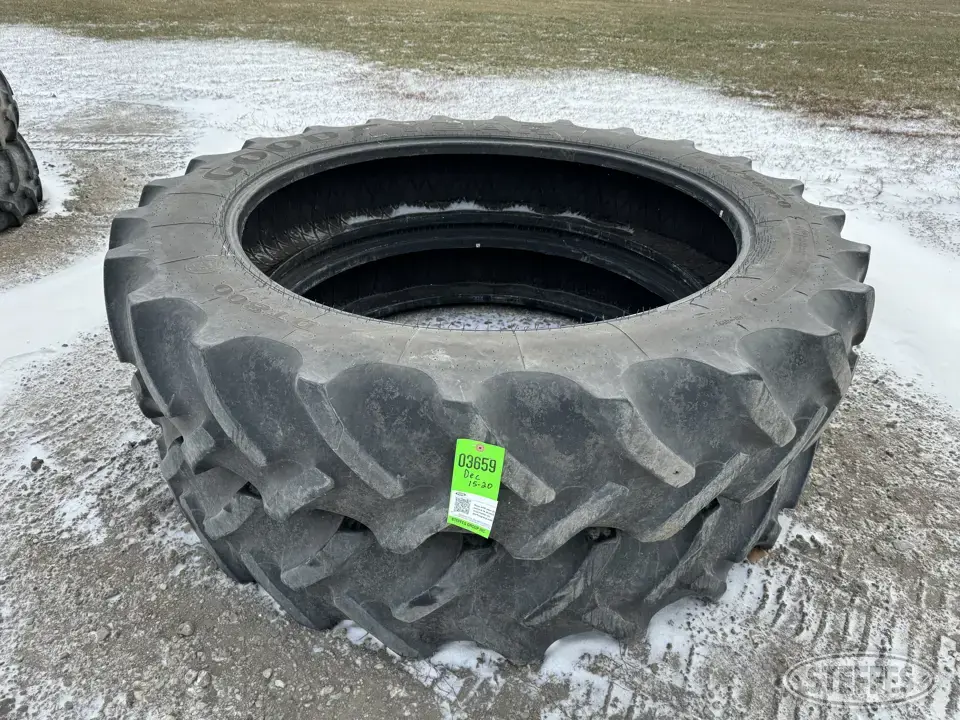 Goodyear DT800 Tractor-Implement Tire