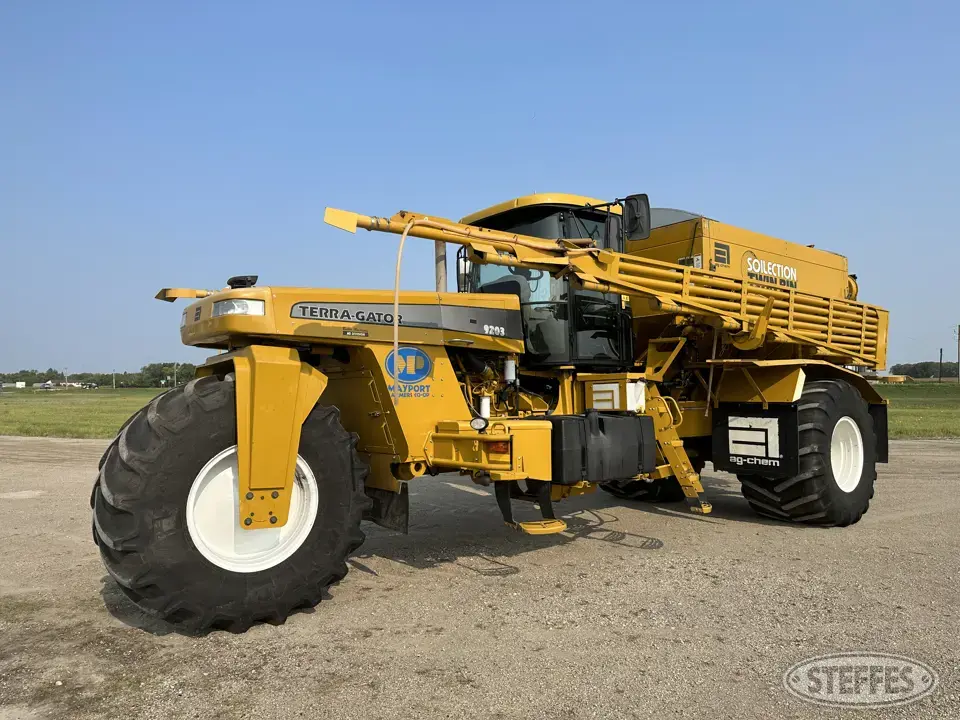 2008 Terragator 9203 Self-Propelled Dry Applicators-Spreaders-Floater
