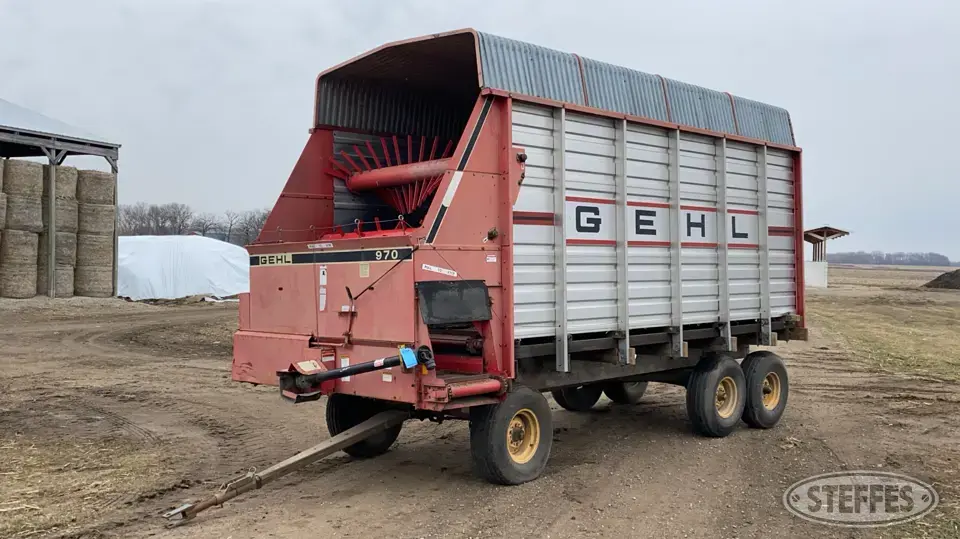 Gehl 970 Forage Wagon