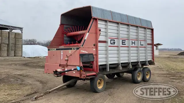 Gehl 970