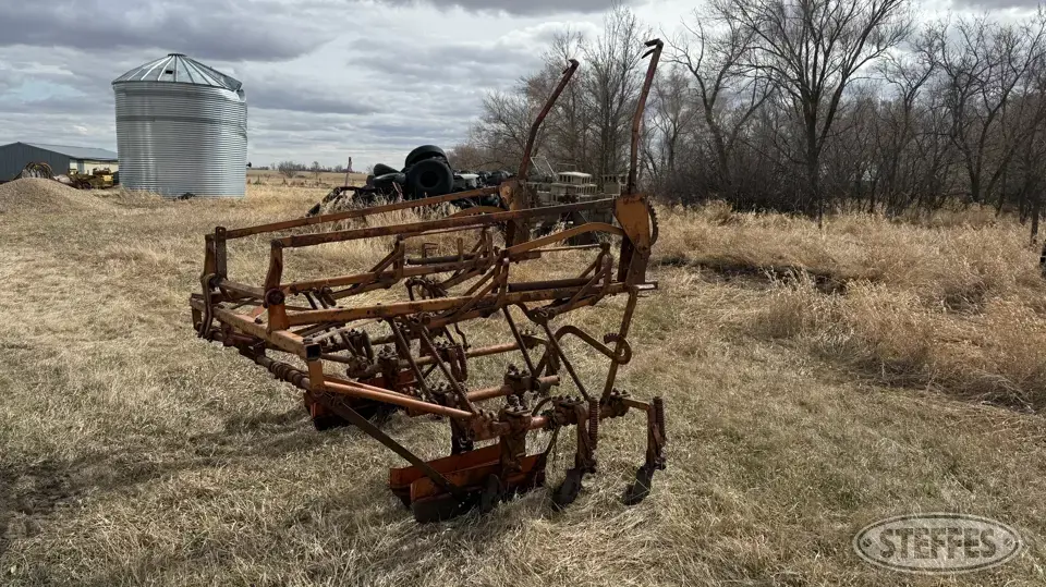 Allis-Chalmers Row Crop Cultivator