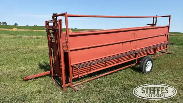 Stur-D portable livestock alleyway